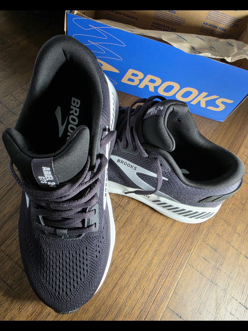 Brooks Women's Black Running Shoes - Adrenaline GTS